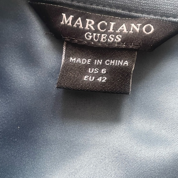 NWT Guess by Marciano Blue Jumpsuit with V-Neck and Belt size 6 - Picture 7 of 10